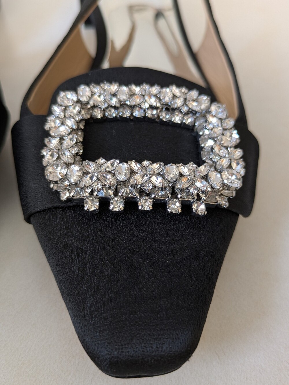 Badgley Mischka Crystal Slingback Low Heels Black Satin Block Heel Point Toe 8.5 - Picture 13 of 17